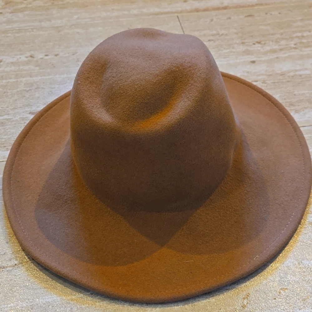 Renegade Headwear Tan Lite Felt 100% Wool "The Original" Western Hat